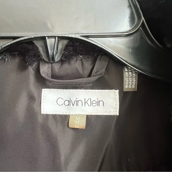 Calvin Klein Black Quilted Puffer Vest - Picture 2 of 3